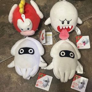 Licensed Nintendo Super Mario Plushies lot of 4 BRAND NEW WITH TAGS